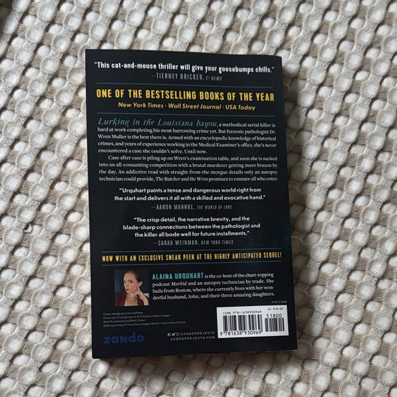 Book Bundle - Picture 3 of 8